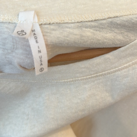 Casual Cream Women's Top - Picture 3 of 5